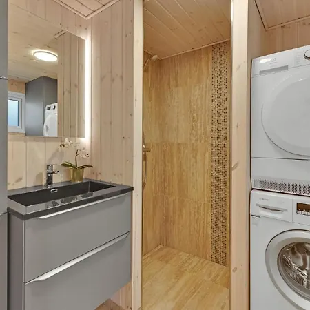 Amazing In With 2 Bedrooms And Wifi Ferienhaus *