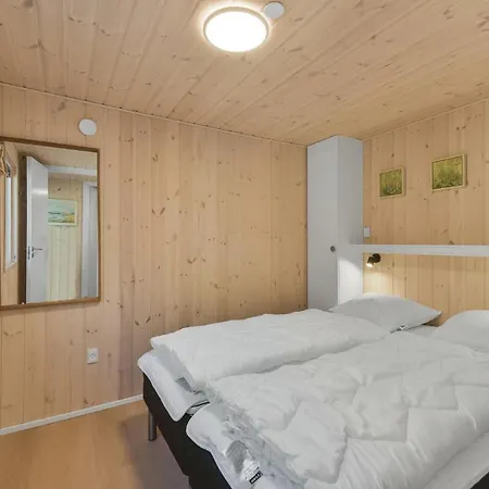 Amazing In With 2 Bedrooms And Wifi Ulfborg